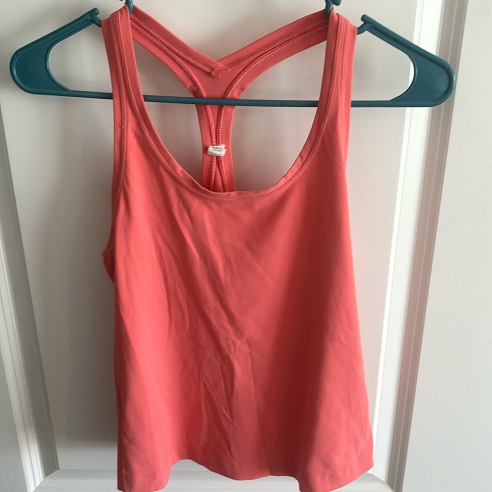 Lululemon workout tank